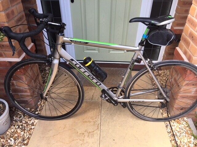 vanquish carrera road bike